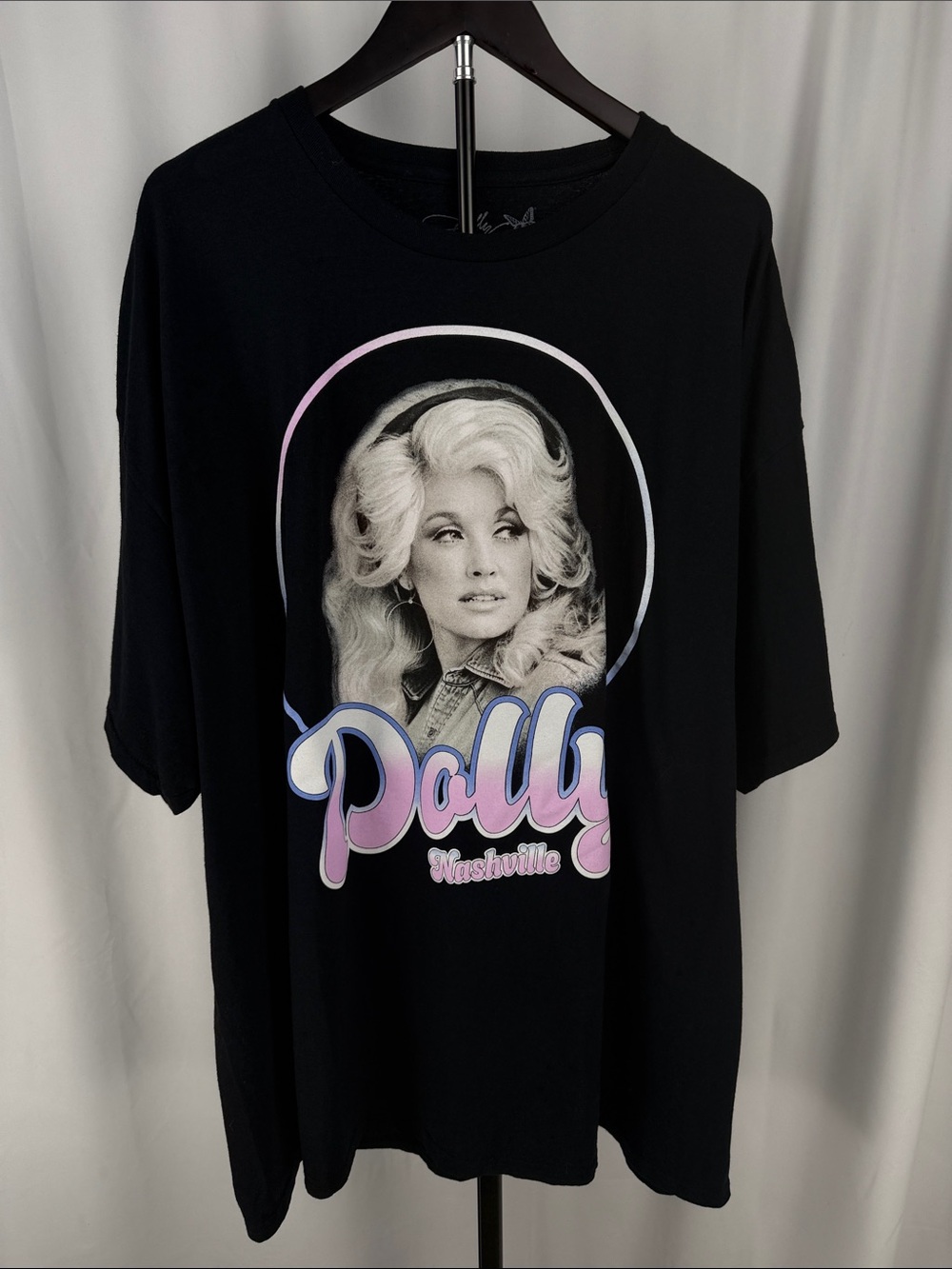 Dolly Parton Graphic Tee Black Short Sleeve Dolly Nashville Graphic Tee